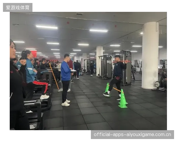 橄榄球：团队协作与纪律铸就比赛硬度的核心力量